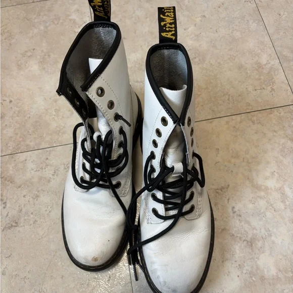 Dr. Martens White Leather Ankle Boots with Black Trim - Picture 2 of 4